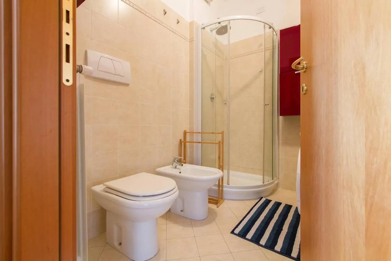 Bright House With 2 Bedrooms & A Unique Terrace Bérgamo Italia